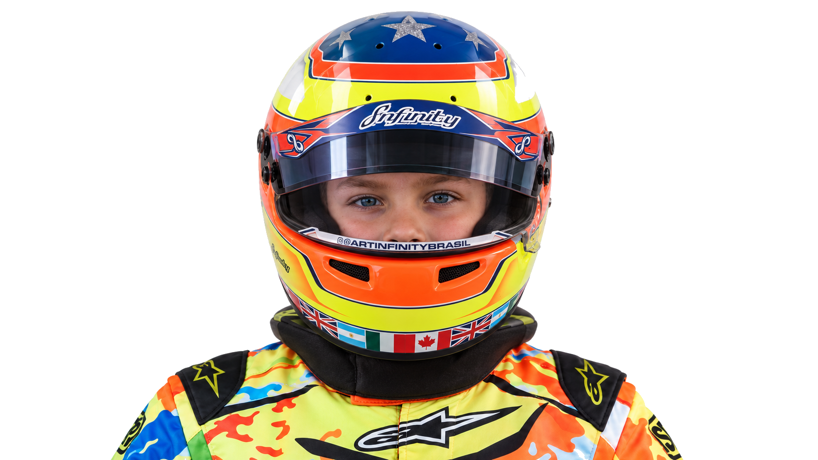 Lucca Amaral usando seu capacete oficial